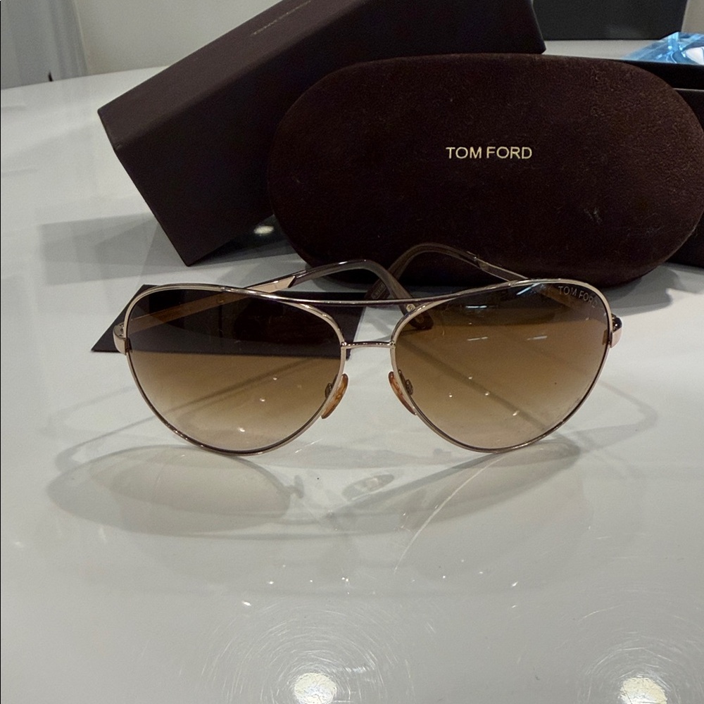 Tom Ford Rose Gold Aviator Sunglasses Gradient Brown Lense